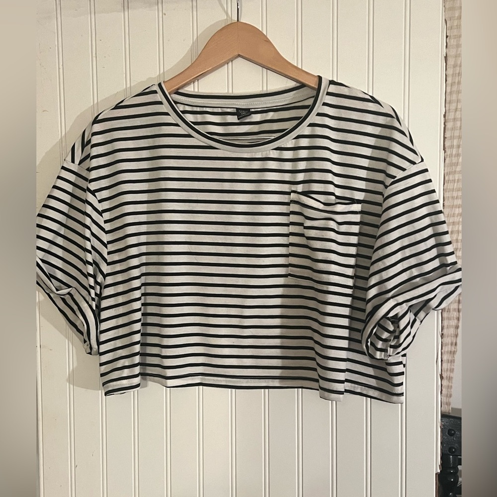 Black & White Crop Top